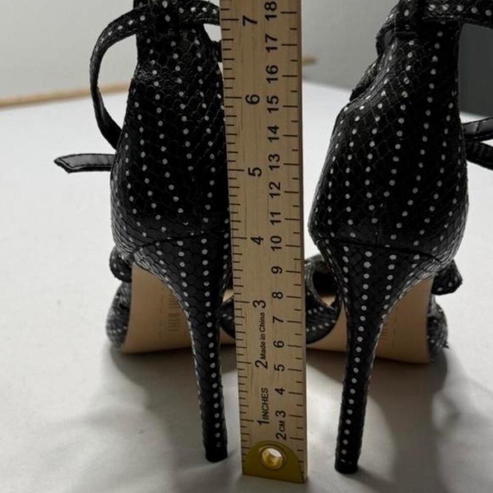 Polka Dot Gianni Bini black heels super sexy & chic size 6 - Picture 7 of 7